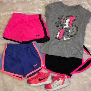 2T Nike Lot Shoes size 7c